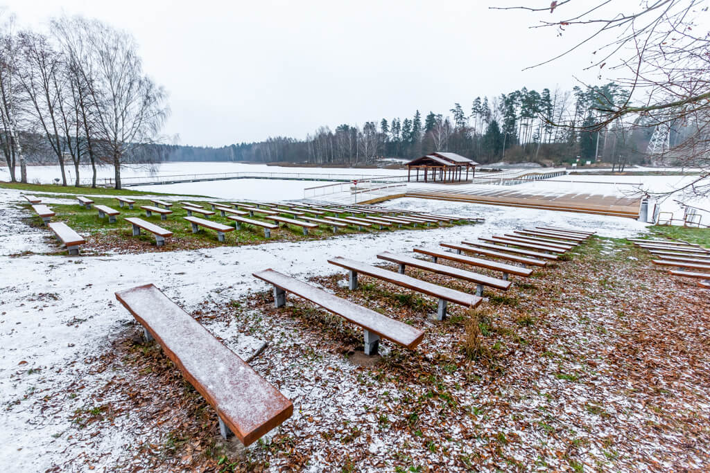 Miejsce do wypoczynku przy Zalewie Czapielówka / Place for rest at Czapielówka reservoir